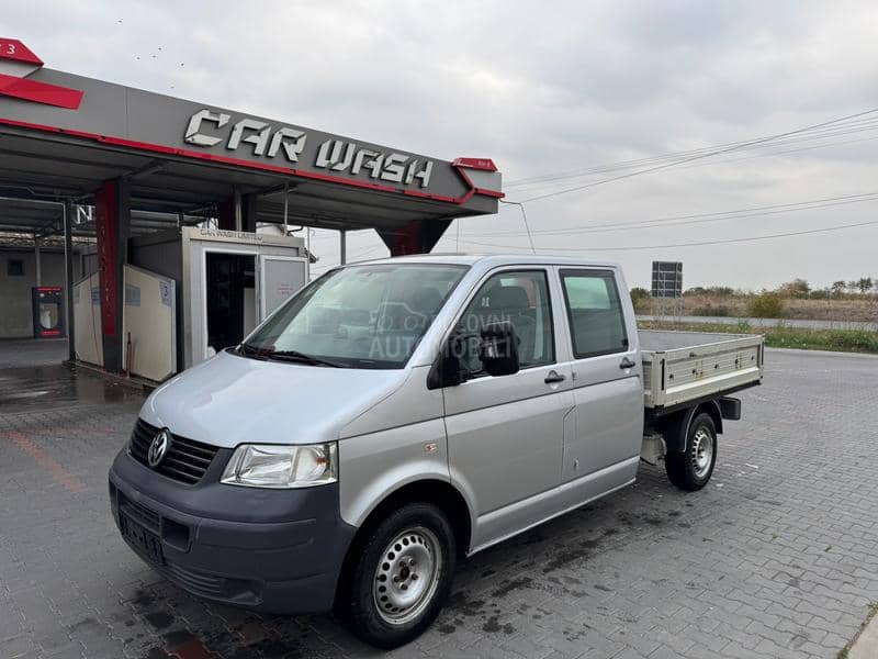 Volkswagen Transporter T5 2.5 TDI