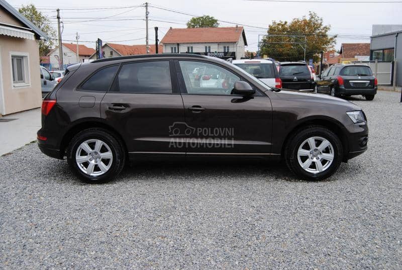 Audi Q5 2,0 TFSI AUTO. 4x4 Audi Q5 2,0 TFSI AUTO. 4x4