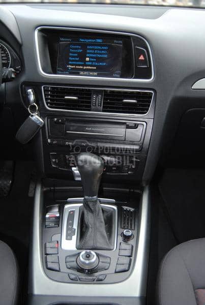 Audi Q5 2,0 TFSI AUTO. 4x4 Audi Q5 2,0 TFSI AUTO. 4x4
