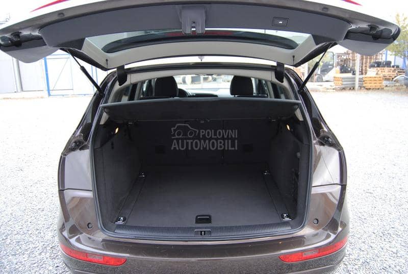 Audi Q5 2,0 TFSI AUTO. 4x4 Audi Q5 2,0 TFSI AUTO. 4x4