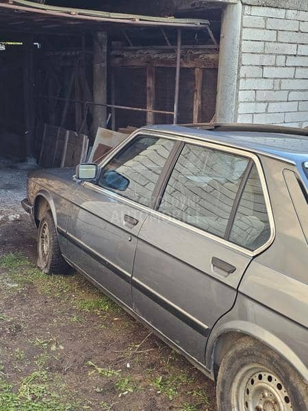 BMW 520 525e