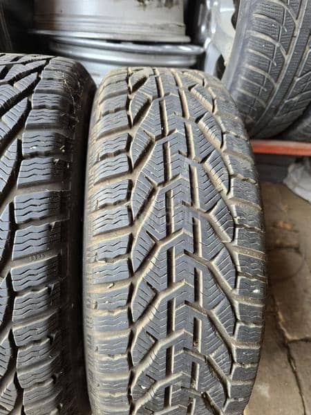 Čelične felne sa zimskim gumama 16" 5 x 112