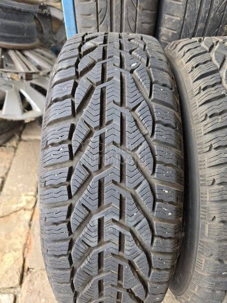 Čelične felne sa zimskim gumama 16" 5 x 112