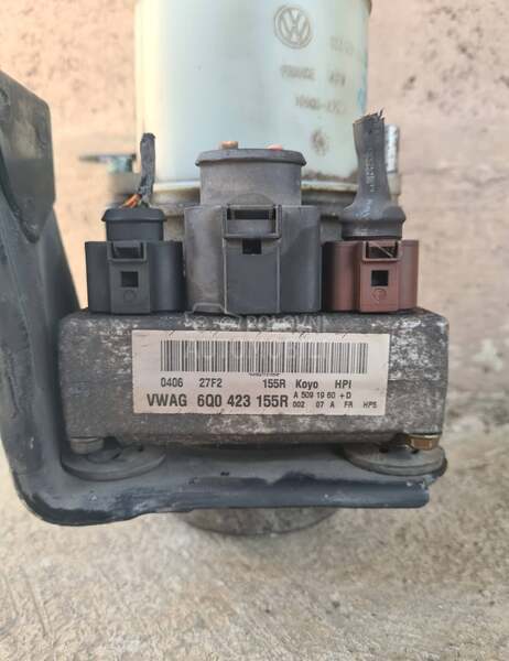 Servo pumpa