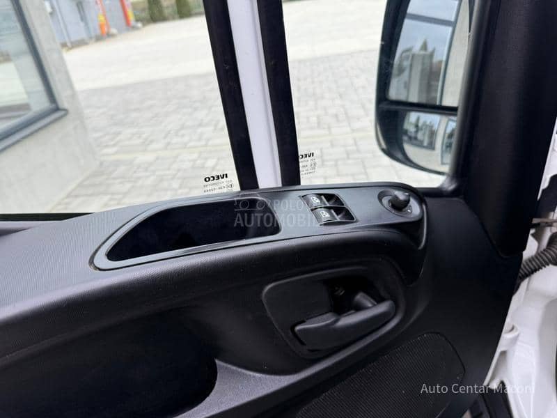 Iveco 35C12 trostrani B