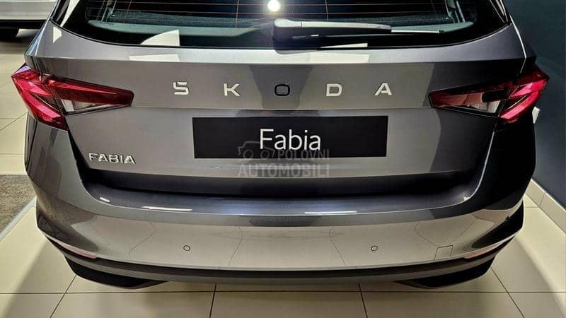 Škoda Fabia Essence Plus LAGER