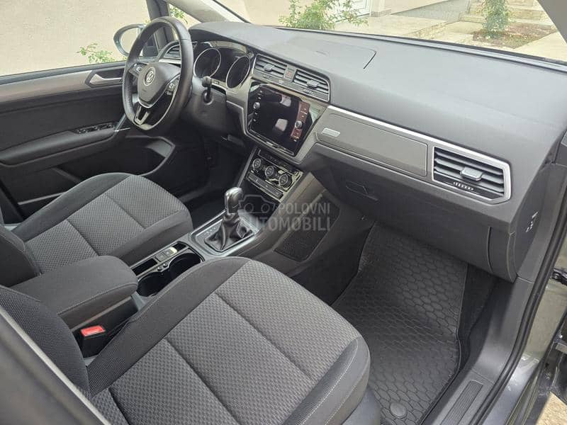 Volkswagen Touran 1.6tdi D.S.G