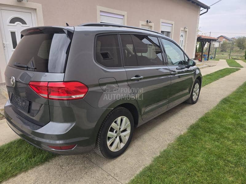 Volkswagen Touran 1.6tdi D.S.G