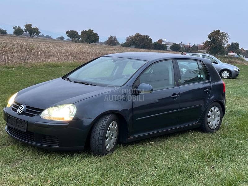 Volkswagen Golf 5 1.6
