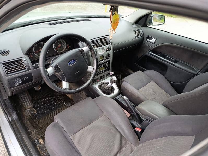 Ford Mondeo REG. DUGO