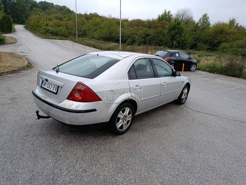 Ford Mondeo REG. DUGO