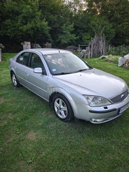 Ford Mondeo GHIA Ford Mondeo GHIA