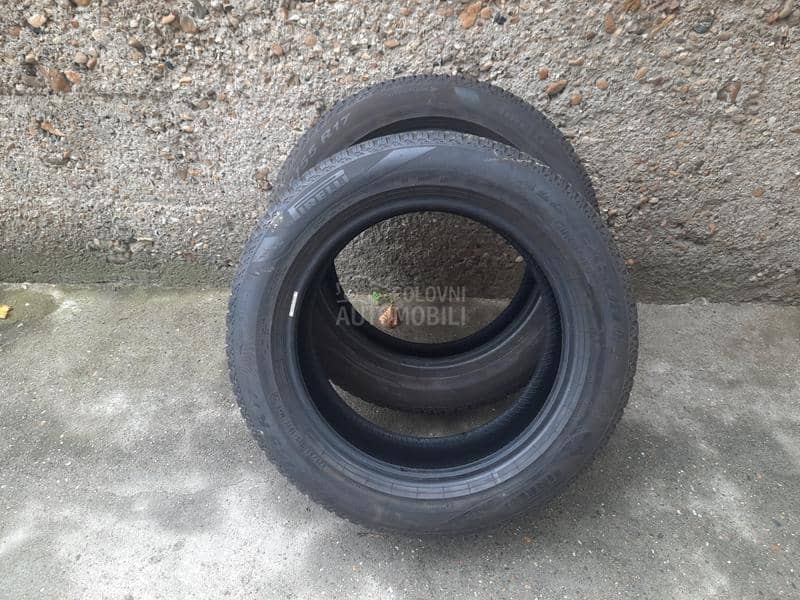 Pirelli 225/55 R17 Zimska