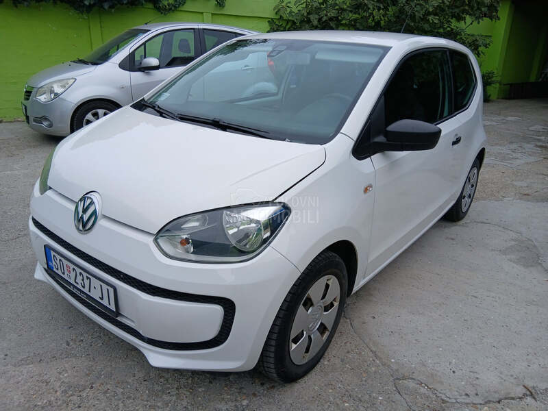 Volkswagen up! 