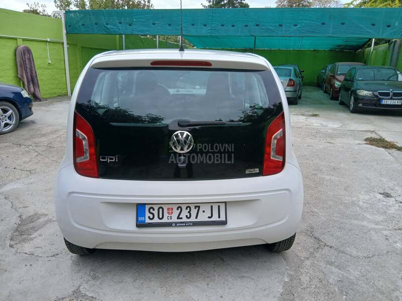 Volkswagen up! 
