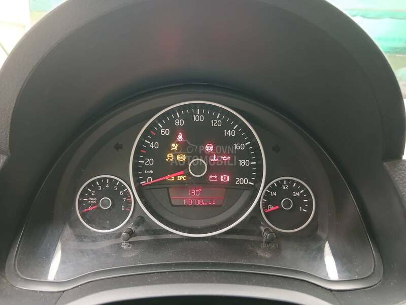 Volkswagen up! 