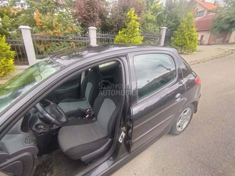 Peugeot 206 1-4 b