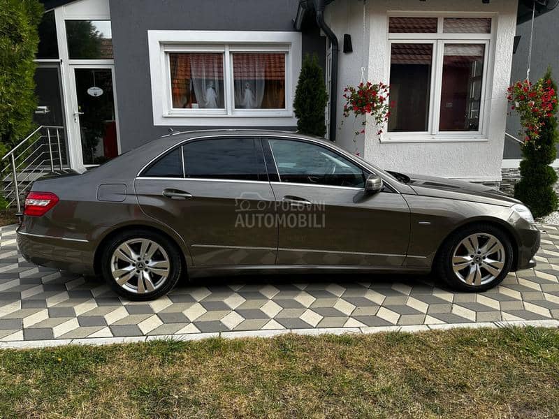Mercedes Benz E 220 Avantgarde