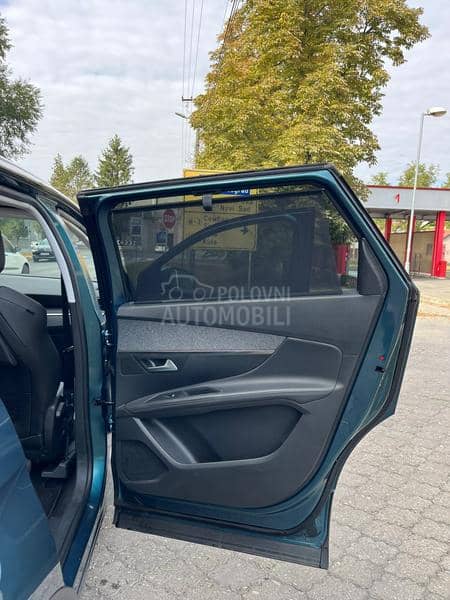 Peugeot 5008 1.6BHDI ALLURE 7sed