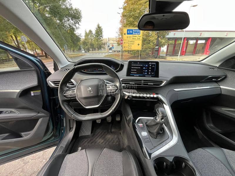 Peugeot 5008 1.6BHDI ALLURE 7sed