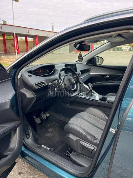 Peugeot 5008 1.6BHDI ALLURE 7sed