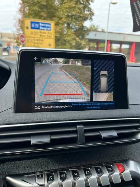 Peugeot 5008 1.6BHDI ALLURE 7sed