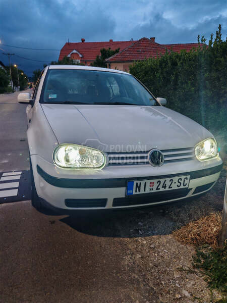 Volkswagen Golf 4 