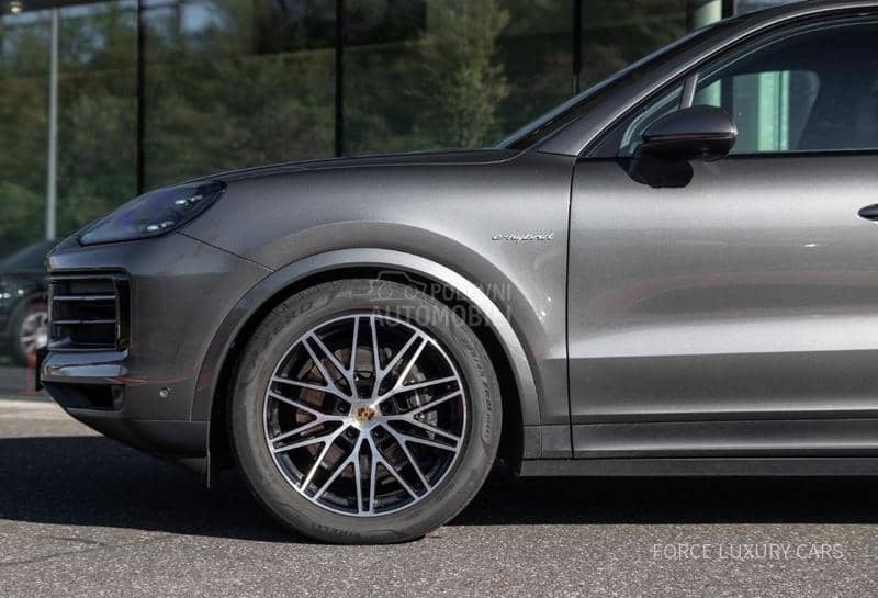 Porsche Cayenne E-Hybrid BOSE