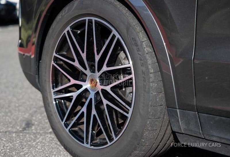 Porsche Cayenne E-Hybrid BOSE