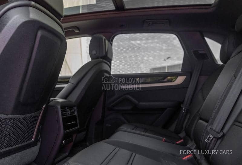Porsche Cayenne E-Hybrid BOSE