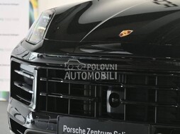 Porsche Cayenne E-Hybrid Coupe slika 7