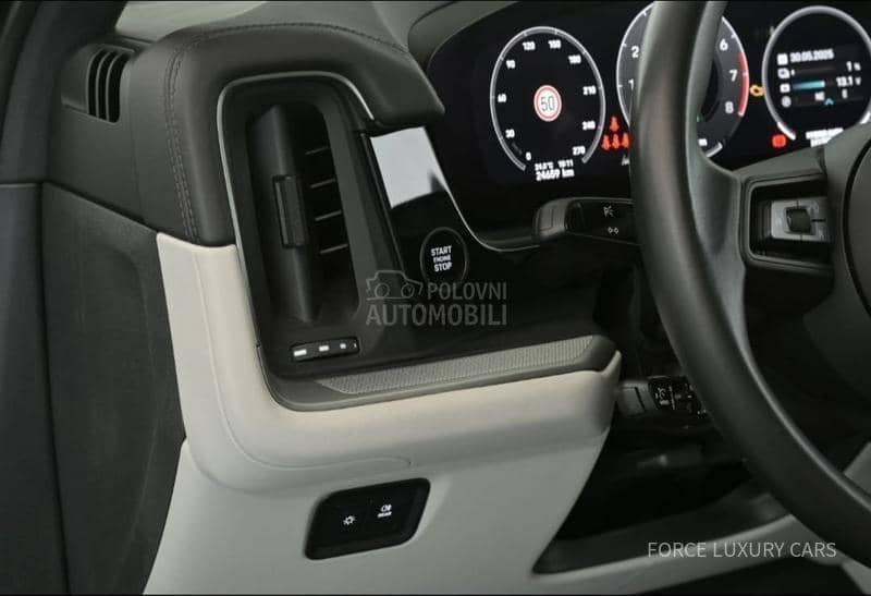 Porsche Cayenne E-Hybrid Coupe