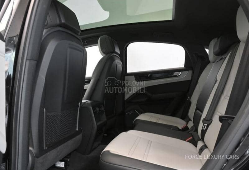 Porsche Cayenne E-Hybrid Coupe