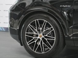 Porsche Cayenne E-Hybrid Coupe slika 8