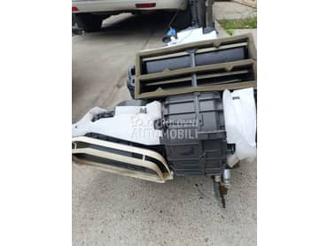 ventilacija kabine za Peugeot 308 od 2013. do 2017. god.