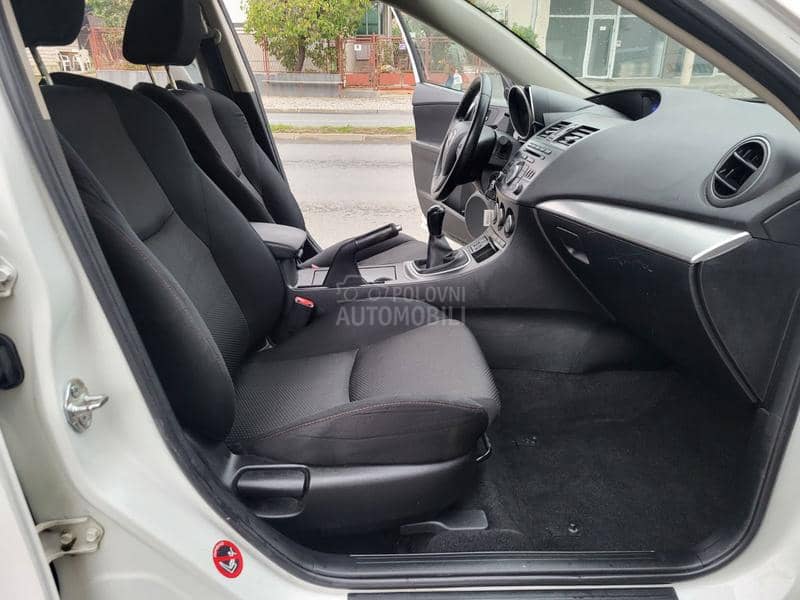 Mazda 3 1.6 ful NOVO NOVO Mazda 3 1.6 ful NOVO NOVO