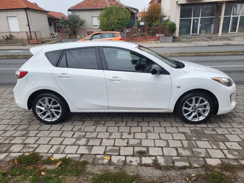 Mazda 3 1.6 ful NOVO NOVO Mazda 3 1.6 ful NOVO NOVO