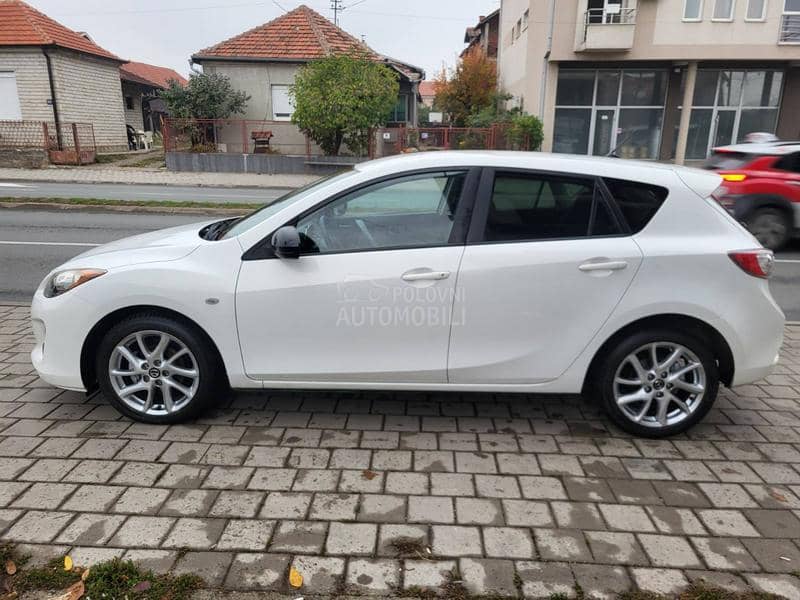 Mazda 3 1.6 ful NOVO NOVO Mazda 3 1.6 ful NOVO NOVO