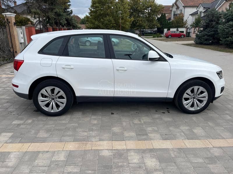 Audi Q5 2.0TDI QUATTRO Audi Q5 2.0TDI QUATTRO