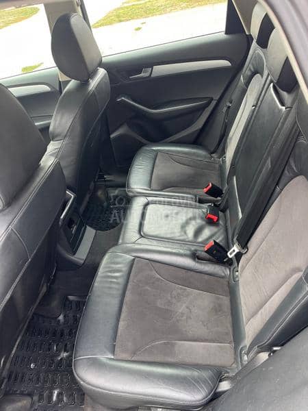 Audi Q5 2.0TDI QUATTRO Audi Q5 2.0TDI QUATTRO