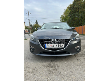 Mazda 3 2.0 Vredi pogledati