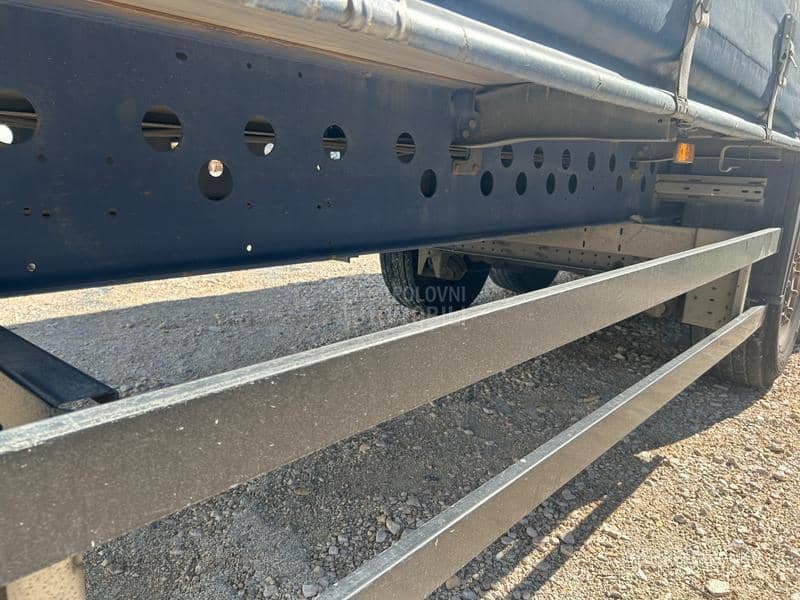 Schmitz light,podzini krov, 2kom