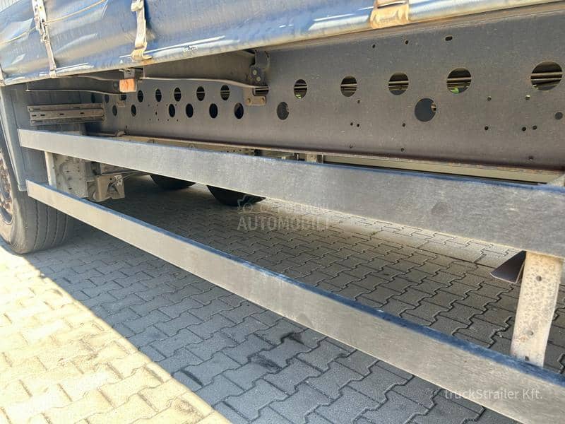 Schmitz light,podzini krov, 2kom