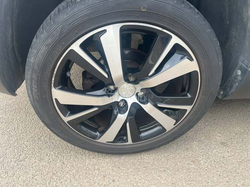 Peugeot 2008 1.6 Hdi Allure