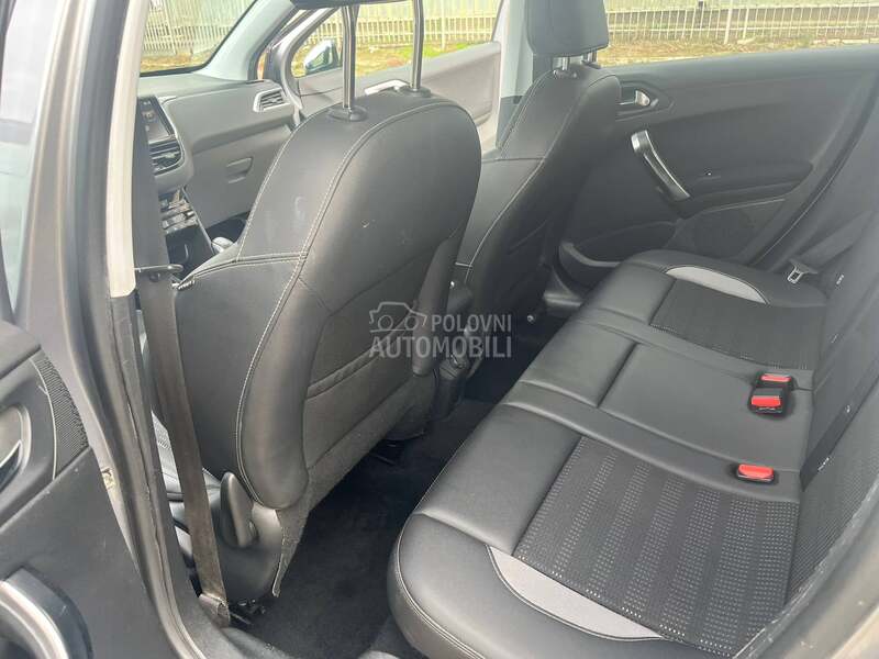 Peugeot 2008 1.6 Hdi Allure