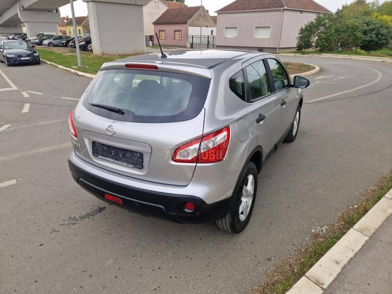 Nissan Qashqai 1.6 ACENTA
