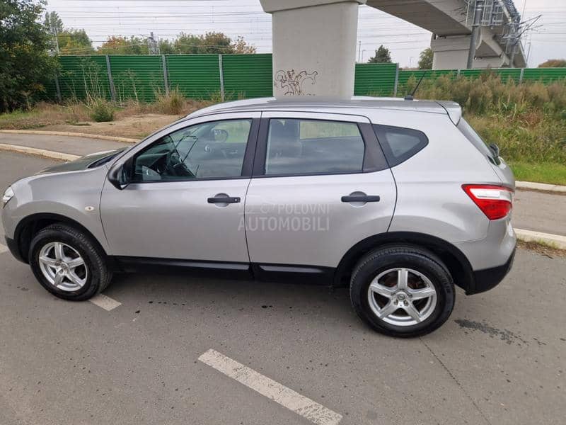 Nissan Qashqai 1.6 ACENTA