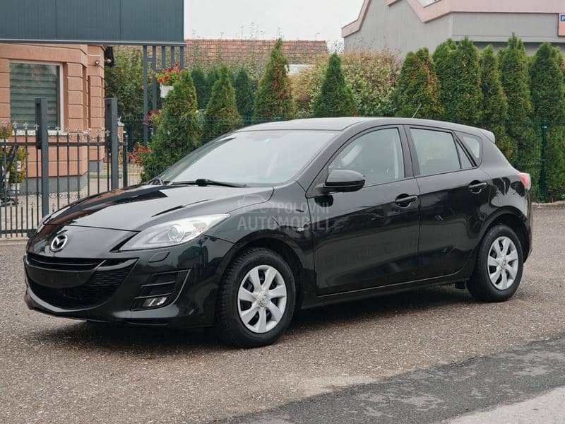 Mazda 3 1.6  n.a.v.i