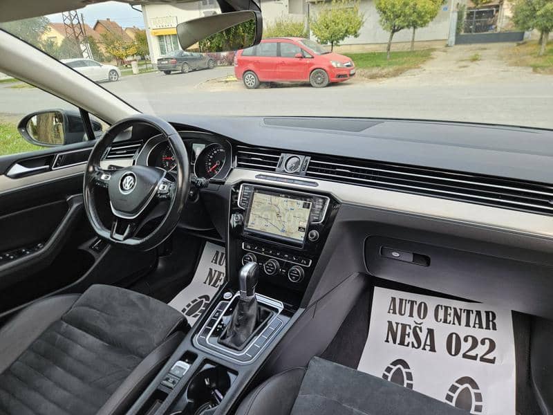 Volkswagen Passat B8 1.6 TDI DSG/PAN/LED