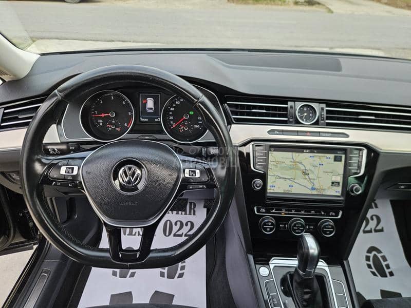 Volkswagen Passat B8 1.6 TDI DSG/PAN/LED